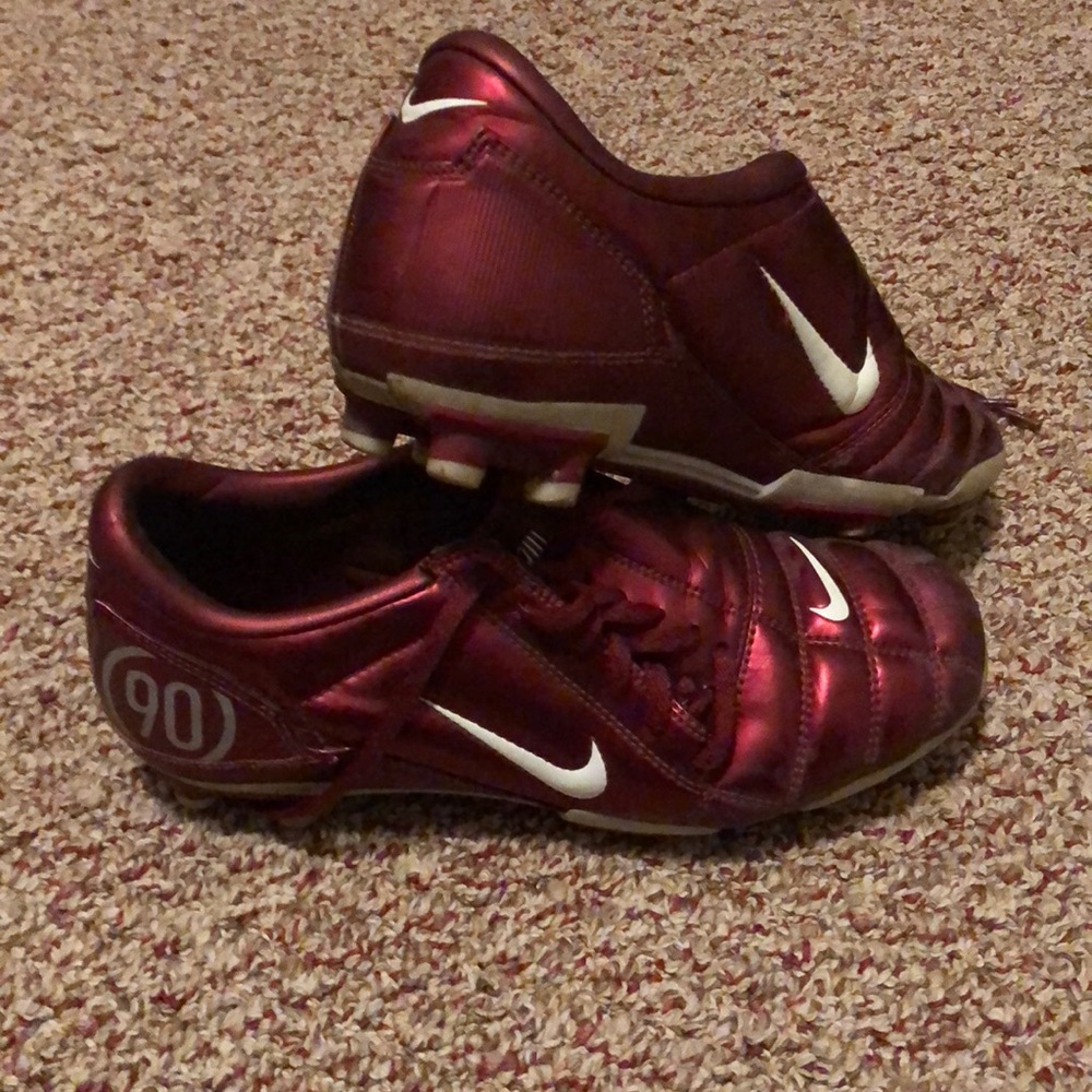 Girls Nike soccer cleats size 5.5Y